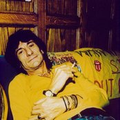 Ronnie Wood - List pictures