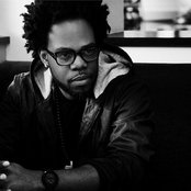 Dwele - List pictures