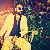 Mr. Flash - List pictures