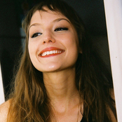 Mallu Magalhães - List pictures