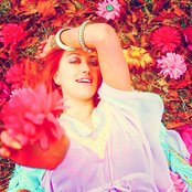 Neon Hitch - List pictures