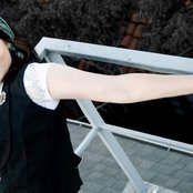 Amy Kuney - List pictures