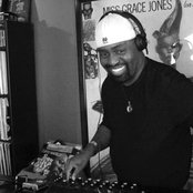 Frankie Knuckles - List pictures