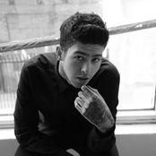Travis Mills - List pictures