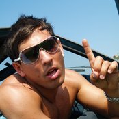 Split - List pictures