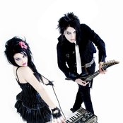 Helalyn Flowers - List pictures