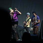 The Wow - List pictures