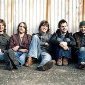 Embrace - List pictures