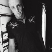 Trent Tomlinson - List pictures