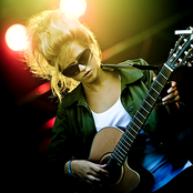 Selah Sue - List pictures