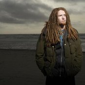 Newton Faulkner - List pictures
