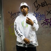 Azizi Gibson - List pictures