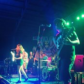 Loop - List pictures