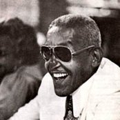 Cartola - List pictures