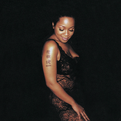 Monifah - List pictures