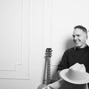 Walter Martin - List pictures