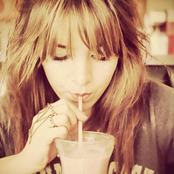 Clare Maguire - List pictures