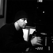 Dj Muggs - List pictures