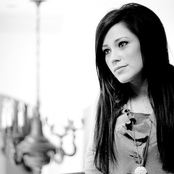 Kari Jobe - List pictures