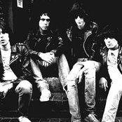 The Ramones - List pictures