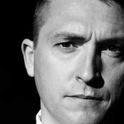 Akos - List pictures