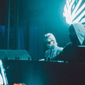 Crystal Castles - List pictures