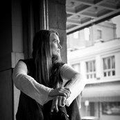 Kerri Powers - List pictures