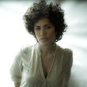 Elena Gadel - List pictures