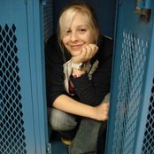 Julia Nunes - List pictures