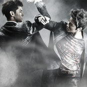 Tohoshinki - List pictures