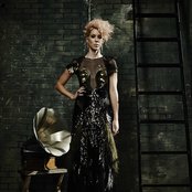 Courtney Fortune - List pictures