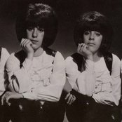 The Shangri-las - List pictures