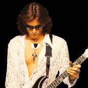 Steve Vai - List pictures