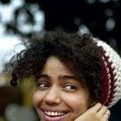 Nneka - List pictures