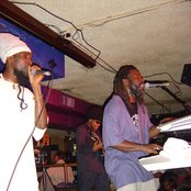 Midnite - List pictures