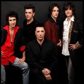 Loquillo Y Trogloditas - List pictures