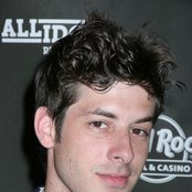 Mark Ronson - List pictures