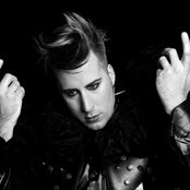 The Irrepressibles - List pictures