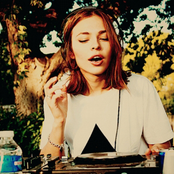Nina Kraviz - List pictures