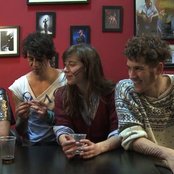 Hyphen Hyphen - List pictures