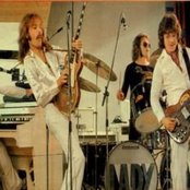 Lady - List pictures