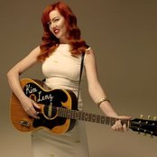 Kim Lenz - List pictures