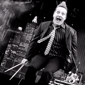 Tre Cool - List pictures