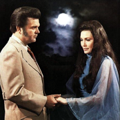 Conway & Loretta - List pictures