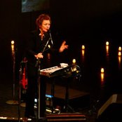 Laurie Anderson - List pictures