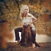 Liv Kristine - List pictures