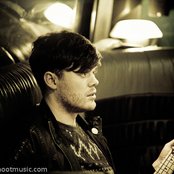 Everything Everything - List pictures