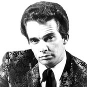 Merle Haggard - List pictures