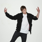 Adrian Lux - List pictures