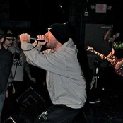 Chained - List pictures